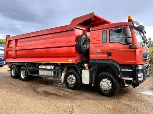 Грузовики с историей: Как выбрать надежный самосвал б/у и не прогадать
